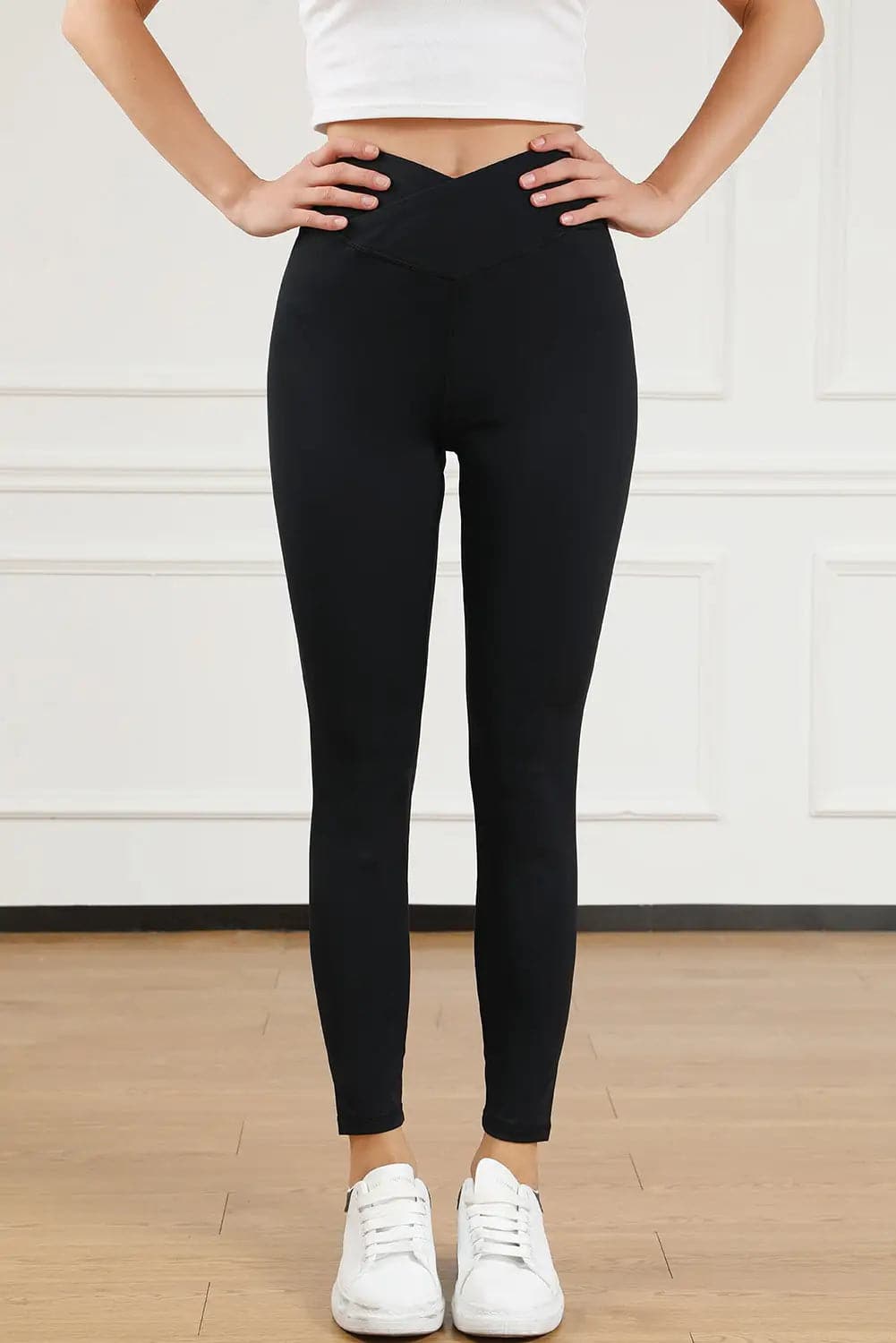 Black Arched Waist Seamless Active Leggings - Activewear