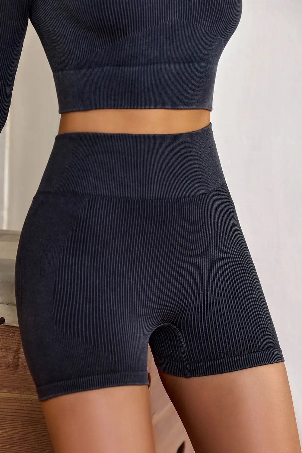 Black Seamless Ribbed Knit Butt Lifter Yoga Shorts - Activewear